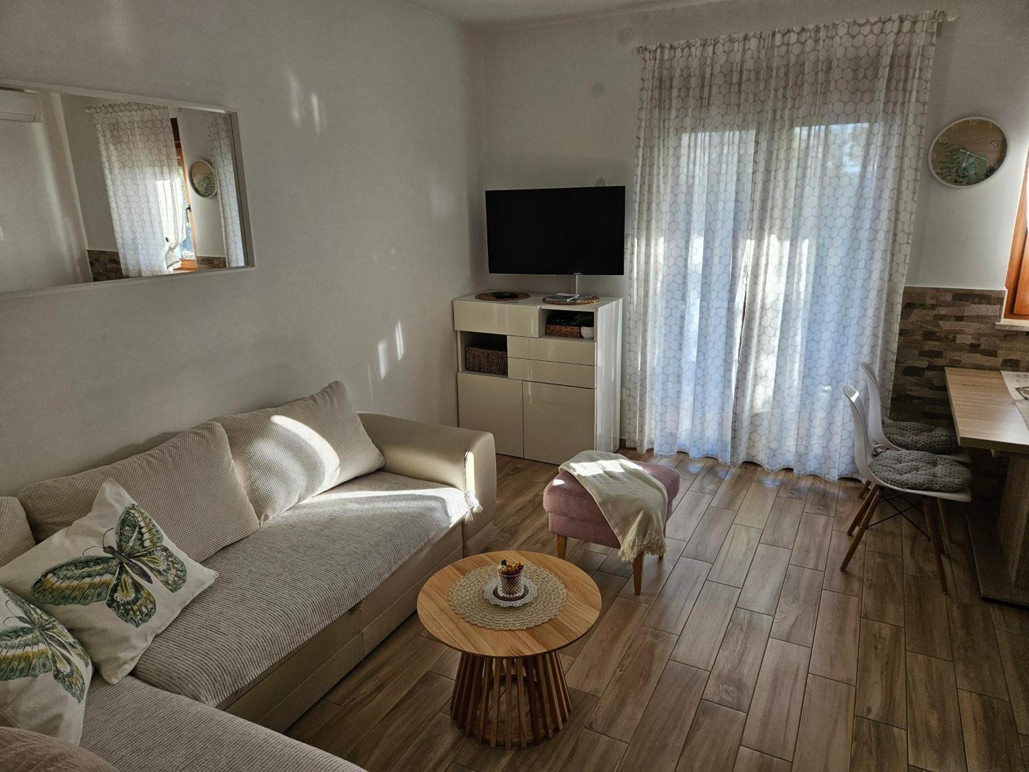 Kristy'S Place Crikvenica Bagian luar foto