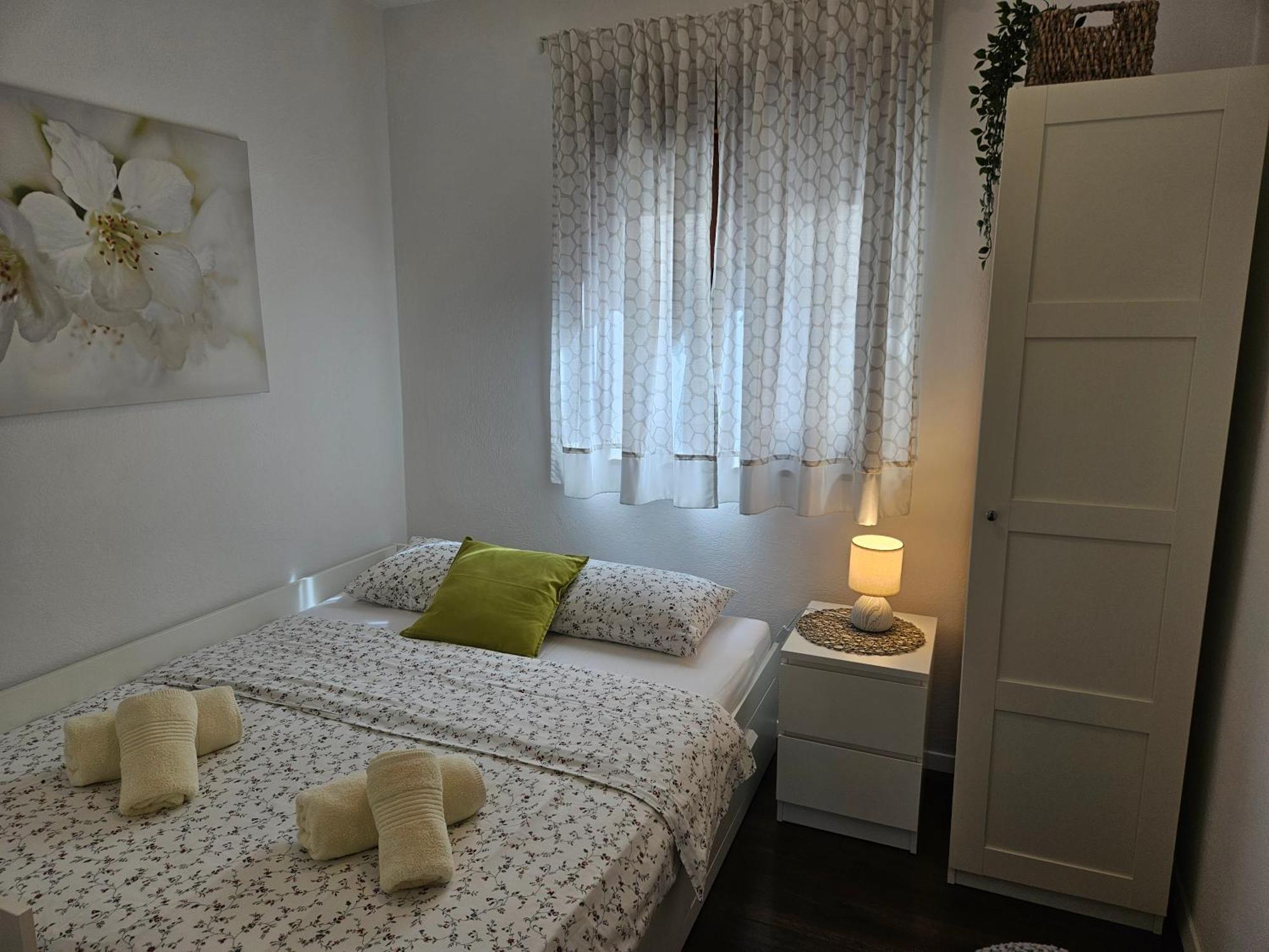 Kristy'S Place Crikvenica Bagian luar foto