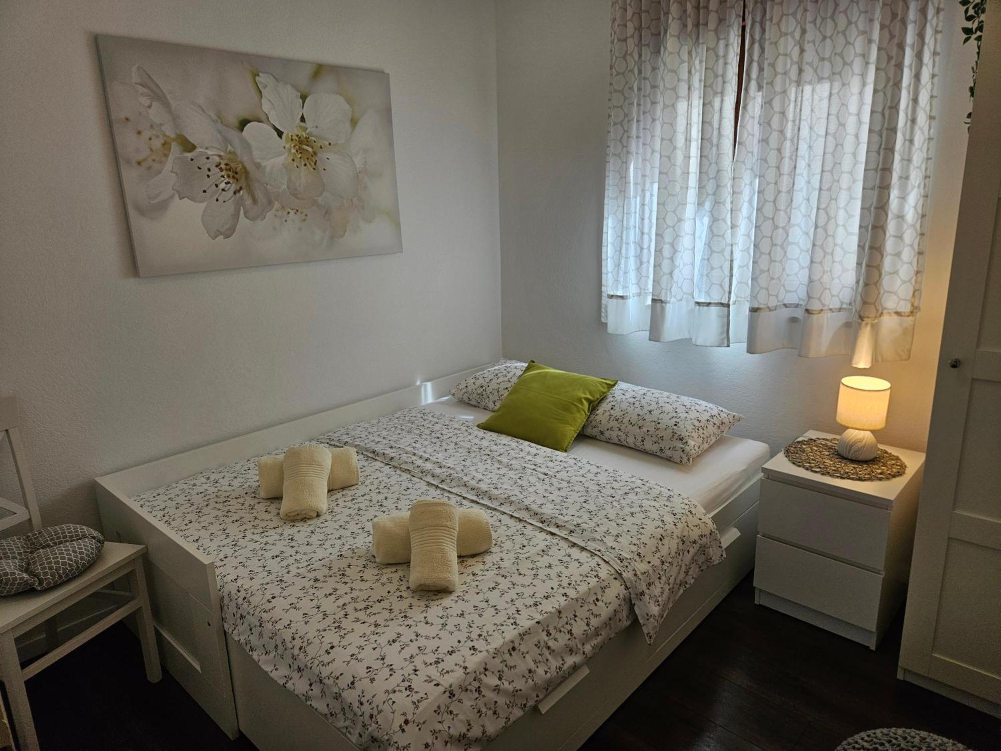 Kristy'S Place Crikvenica Bagian luar foto